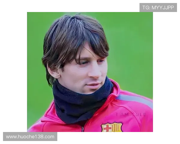 世界足球明星背后的趣闻轶事揭秘你不知道的那些故事与传奇