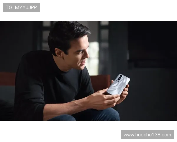 为足球明星定制的OPPO手机壳展现个性与热情的完美结合